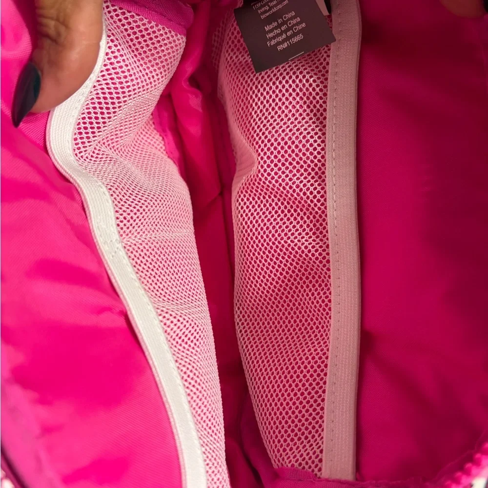 Hello Kitty Vibrant Pink Organizer